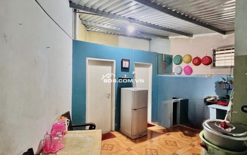 Bán nhà mặt phố Phường Phước Long (Hiệp Phú, Q.9 cũ) ngang 6m, DT 95m2, 1 trệt, 2PN. Sổ hồng, giá 6.99 tỷ. LH: 0933125879